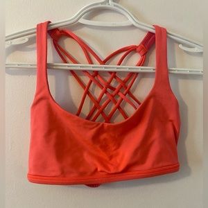 Lululemon Free To Be Bra Size 6
